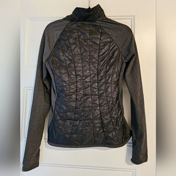 Athleta Women's Lightweight Vail Puffer Jacket sz xs - Picture 4 of 7